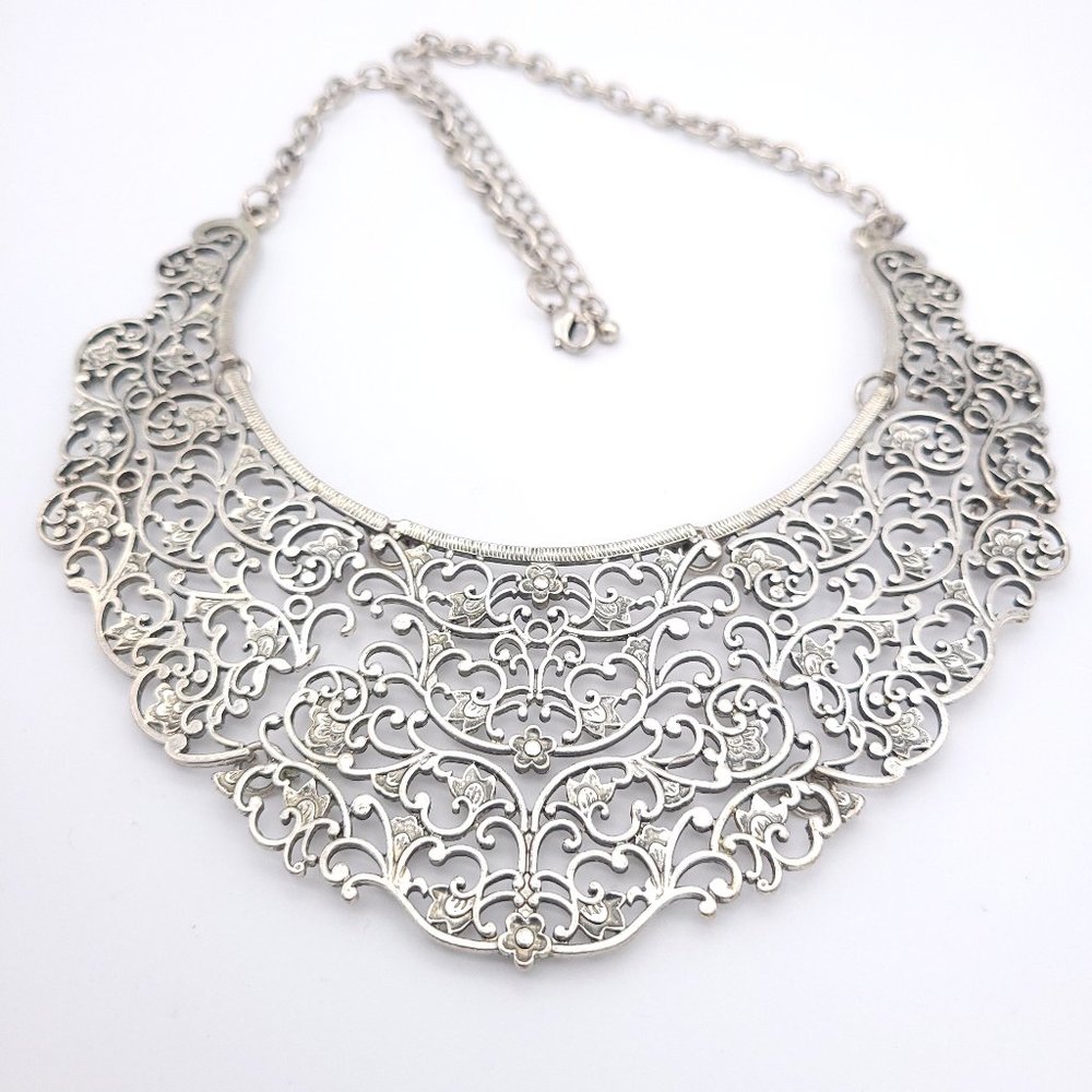 Large Silver Tone Filigree Baroque Bib Necklace